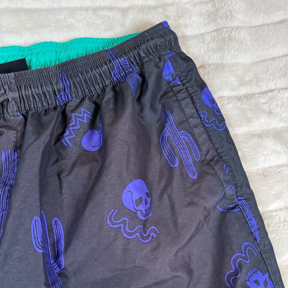 Emo Punk Mens L Grey Purple Skull Desert Cactus Vacation Goth Swim Trunks Lined